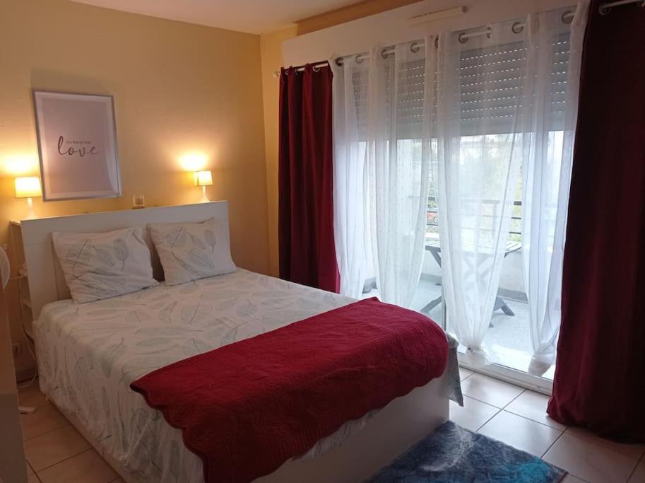 Studio Sur La Plage Des Dagueys Libourne Extérieur photo