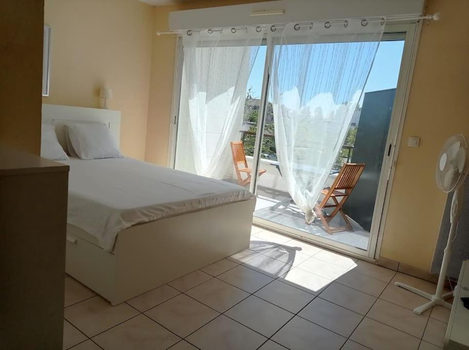 Studio Sur La Plage Des Dagueys Libourne Extérieur photo